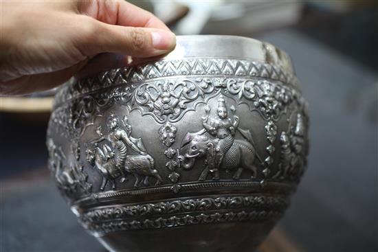 A 19th century Southern Indian silver bowl, signed O. Abboy Puther, Certificated Gold & Silversmith, Chingleput, 17.5 oz.